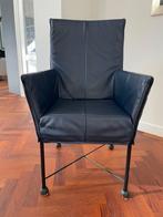 2 jaar oude Montis Chaplin stoel - blauw leder, Huis en Inrichting, Stoelen, Blauw, Leer, Ophalen of Verzenden, Zo goed als nieuw