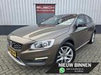 Volvo V60 Cross Country 2.0 T5 Summum | VAN 1e EIGENAAR |, Auto's, Volvo, Gebruikt, 4 cilinders, Startonderbreker, 1600 kg