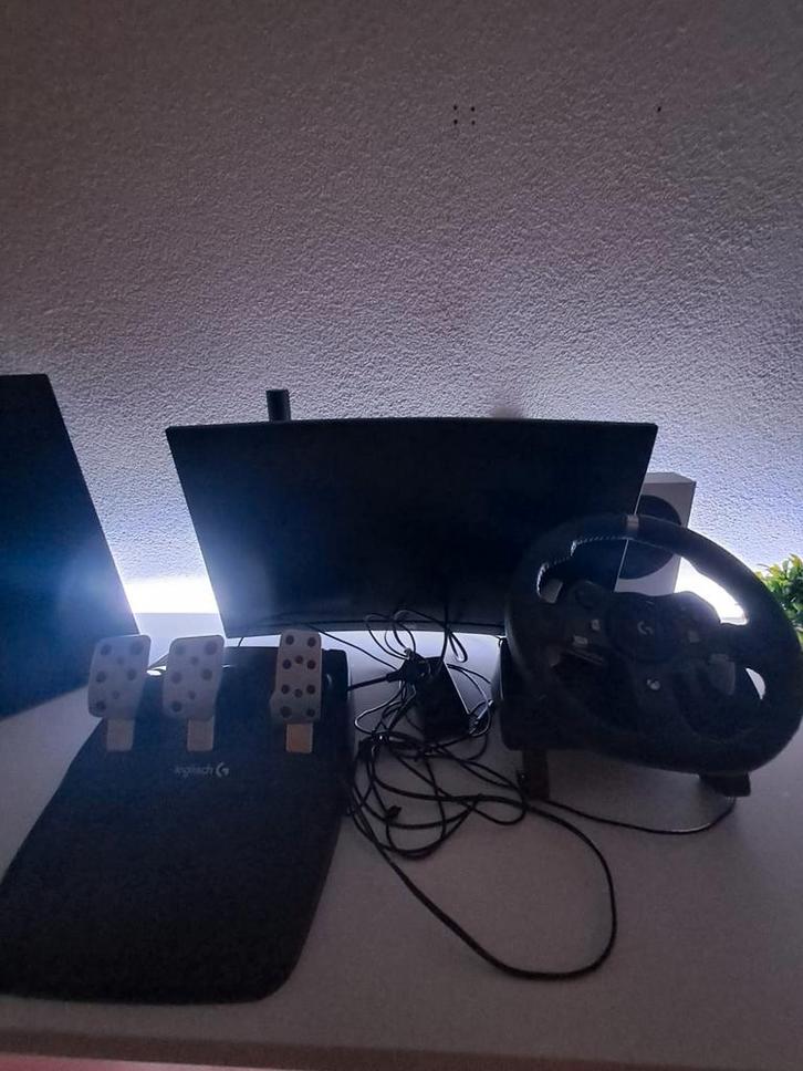 Logitech G920 met stuur en pedalen, Spelcomputers en Games, Spelcomputers | Overige, Gebruikt, Ophalen of Verzenden