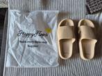 Happy flops, Kleding | Dames, Schoenen, Slippers, Beige, Nieuw, Ophalen of Verzenden