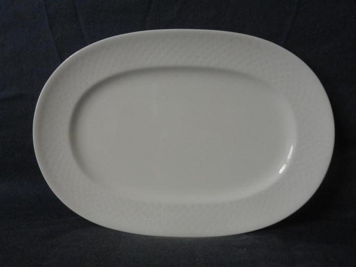 Ovale schaal Villeroy en Boch model Tipo Weiss b. 21,5, Huis en Inrichting, Keuken | Servies, Nieuw, Schaal of Schalen, Effen