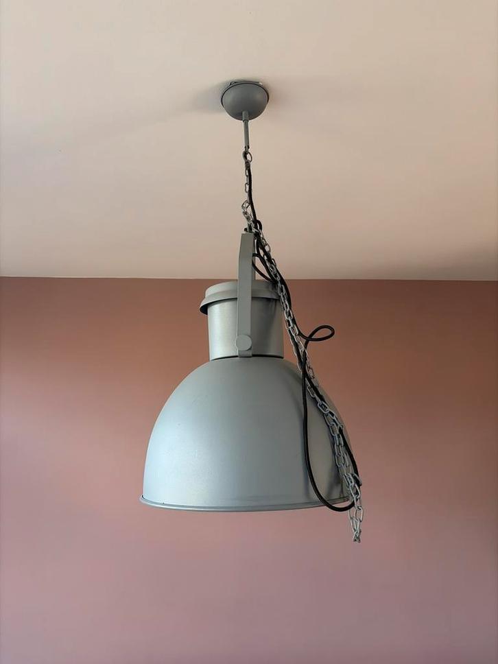 Industriële lamp - Loods 5 - blauw/grijs, Huis en Inrichting, Lampen | Hanglampen, Gebruikt, Minder dan 50 cm, Metaal, Ophalen