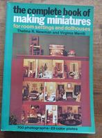 Poppenhuis: Zelf Miniaturen maken 1:12 (ab18), Ophalen of Verzenden, Zo goed als nieuw, Poppenhuis