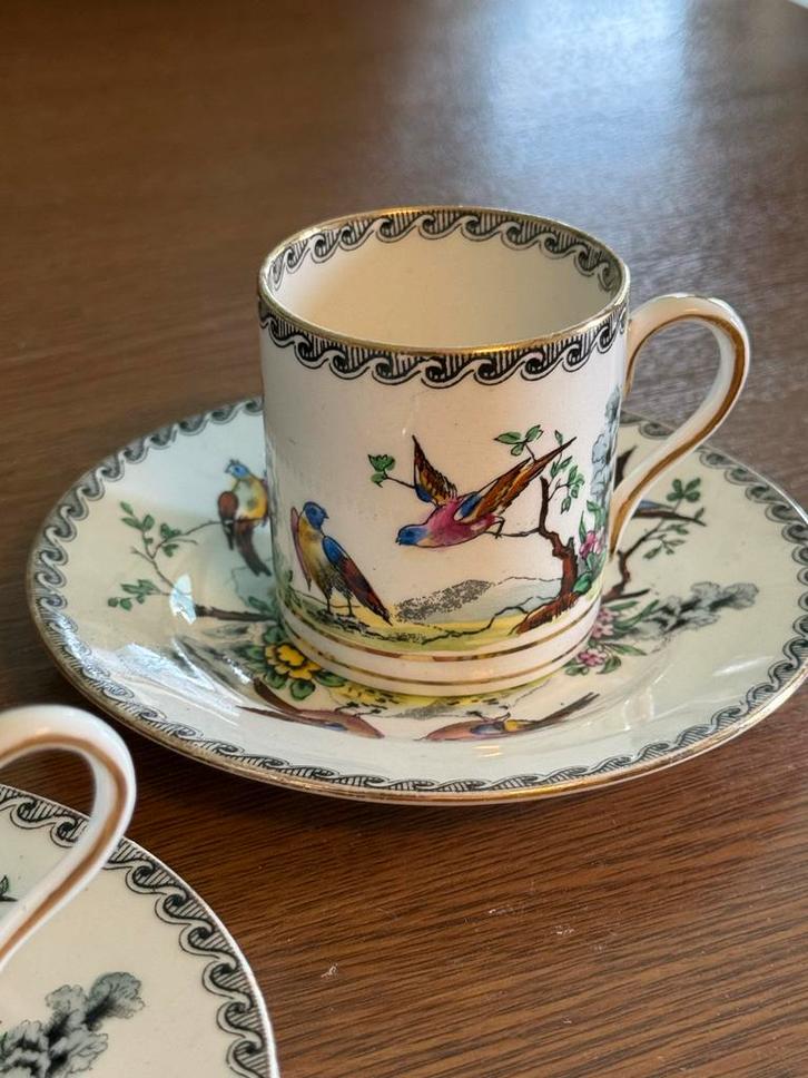 2 Royal Stafford Bone China Theekop en Schotel, Antiek en Kunst, Antiek | Keramiek en Aardewerk, Ophalen of Verzenden