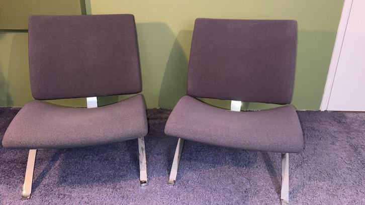 2x Artifort DoDo René Holten design fauteuil, Huis en Inrichting, Fauteuils, Zo goed als nieuw, Metaal, Stof, 50 tot 75 cm, 75 tot 100 cm