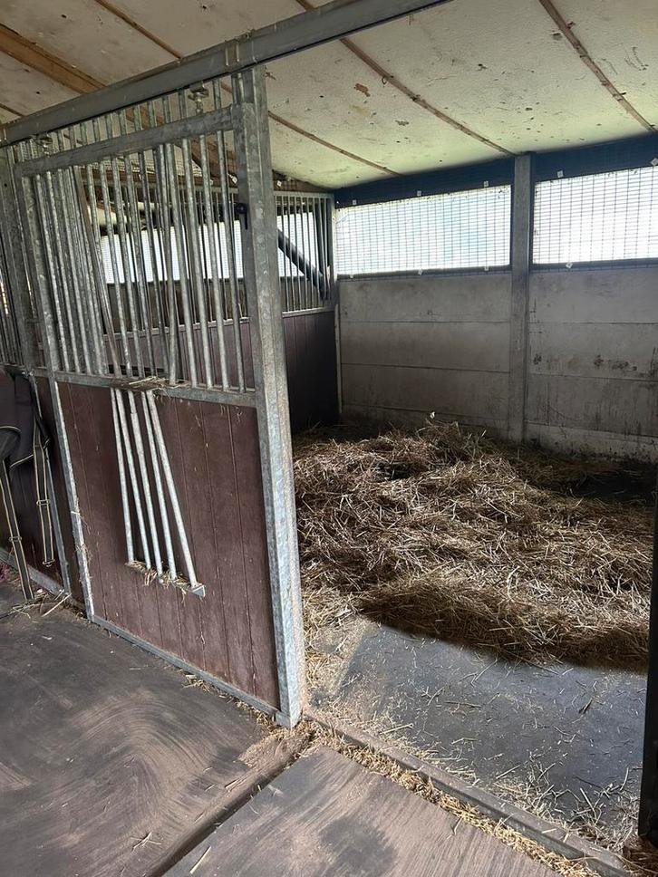 Stalling aangeboden, Dieren en Toebehoren, Stalling en Weidegang, Stalling, 1 paard of pony
