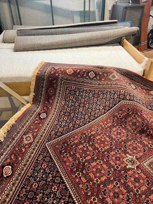 Prachtig vintage Perzisch tapijt Louis de Poortere, Huis en Inrichting, Stoffering | Tapijten en Kleden, Zo goed als nieuw, 200 cm of meer