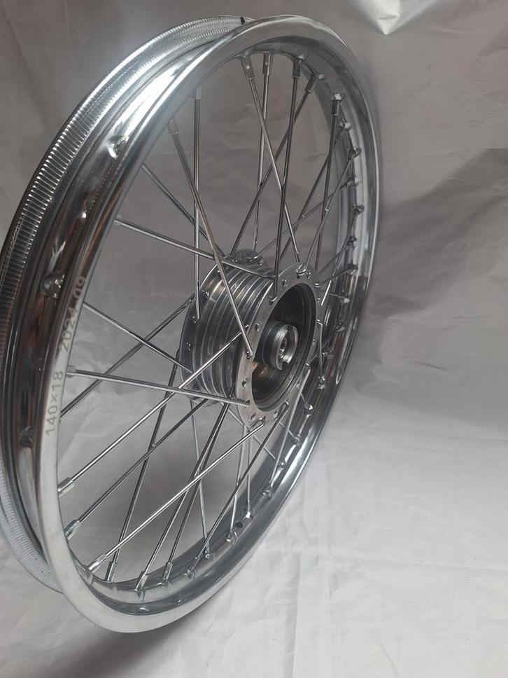 Voorwiel Tomos 4L / APN / ATX, Fietsen en Brommers, Brommeronderdelen | Oldtimers, Nieuw, Overige merken, Overige typen, Ophalen of Verzenden