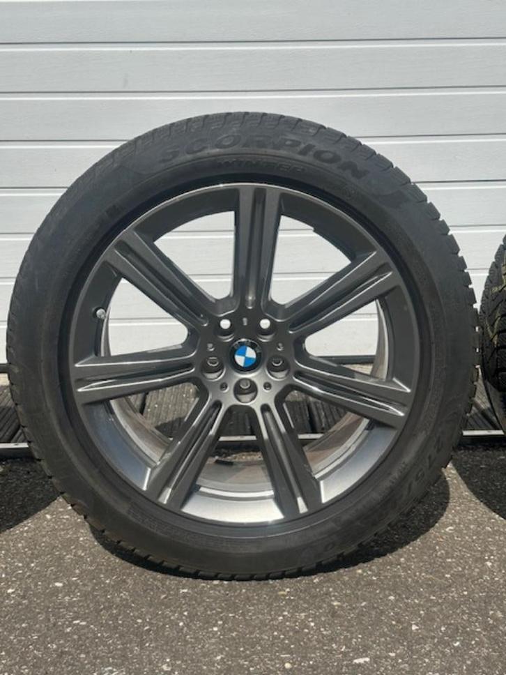 Winterwielset 20” sterspaak met Pirelli banden - BMW X5, X6, Auto-onderdelen, Banden en Velgen, Banden en Velgen, Winterbanden