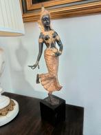 Bronzen beeld Thaise danseres. Dansende engel van de tempel, Onbekend, Ophalen of Verzenden, Zo goed als nieuw, Onbekend