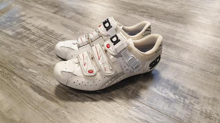 Sidi MTB Eagle 5 Fit Women Fietsschoenen Maat 39 Nieuw!, Fietsen en Brommers, Fietsaccessoires | Fietskleding, Nieuw, Schoenen