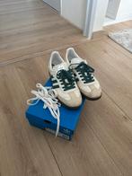 Adidas Samba OG - Maat 44 - Zo goed als nieuw!, Kleding | Heren, Schoenen, Ophalen of Verzenden, Zo goed als nieuw, Wit, Sneakers of Gympen