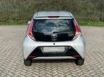 Toyota Aygo 1.0 VVT-i x AIRCO I BLUETOOTH I CRUISE I DEALER, Voorwielaandrijving, 4 stoelen, Origineel Nederlands, Bedrijf