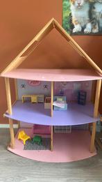Groot poppenhuis - kan ook voor barbies, Ophalen, Gebruikt