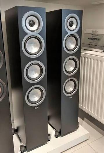 Elac Unify F5 - by Andrew Jones - slanke zuilspeakers beschikbaar voor biedingen