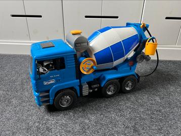 Bruder Man Cementwagen beschikbaar voor biedingen
