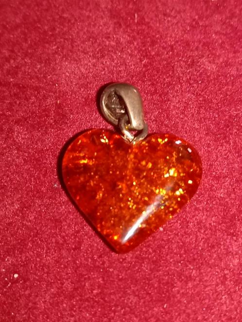 Hartvormige barnsteen hanger, Sieraden, Tassen en Uiterlijk, Kettinghangers, Zo goed als nieuw, Steen of Mineraal, Oranje, Hart
