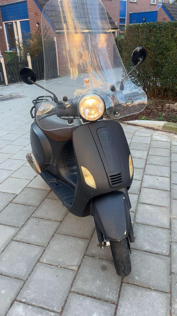 AGM VX50 - 1300km - Rijd - Geel Kenteken - Defect Contacslot, Fietsen en Brommers, Snorfietsen en Snorscooters, Gebruikt, Overige merken