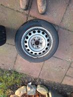 Winterbanden met velg gratis op te halen 4 stuks, Auto-onderdelen, Banden en Velgen, Ophalen, Gebruikt, 16 inch, Banden en Velgen