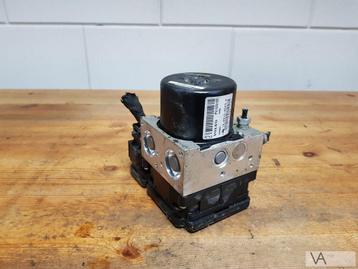 Volvo S60 V60 XC60 2009 - 2013 abs pomp P31329137 €50 beschikbaar voor biedingen
