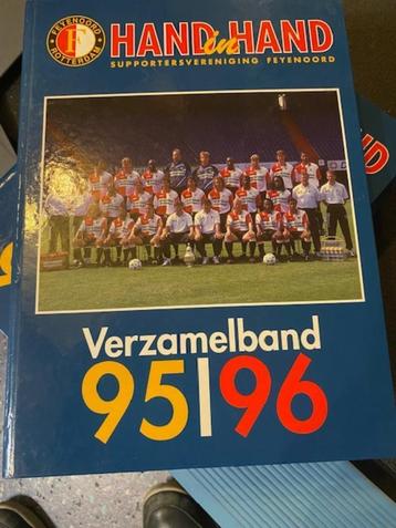 Het supportersblad van Feijenoord en wel HAND IN HAND beschikbaar voor biedingen
