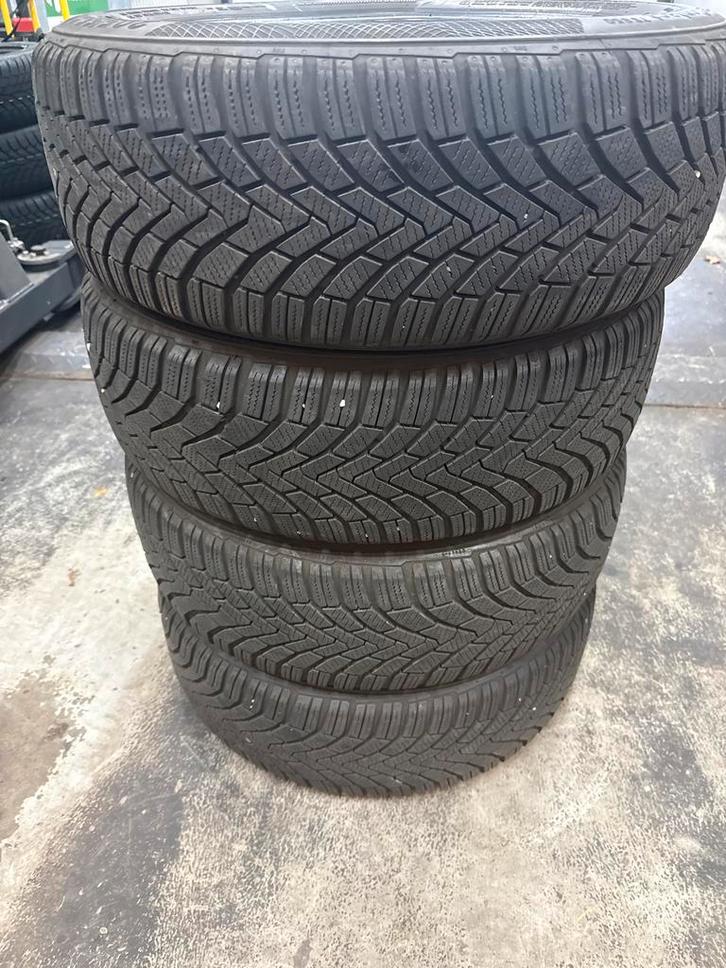 Winterbanden 205/55R16 Continental TS850, Auto-onderdelen, Banden en Velgen, Band(en), Winterbanden, 16 inch, 205 mm, Personenwagen