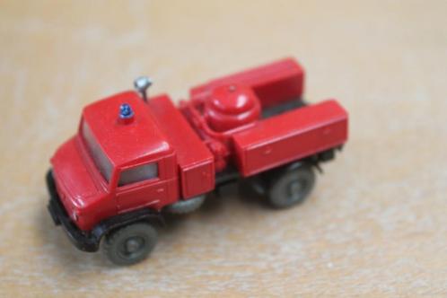Wiking Unimog U 404 S poederblusser (nr. 60p), Hobby en Vrije tijd, Modelauto's | 1:87, Zo goed als nieuw, Bus of Vrachtwagen