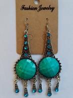 Zilverkleurige turquoise steentjes en strass hang oorbellen, Sieraden, Tassen en Uiterlijk, Oorbellen, Overige materialen, Hangers