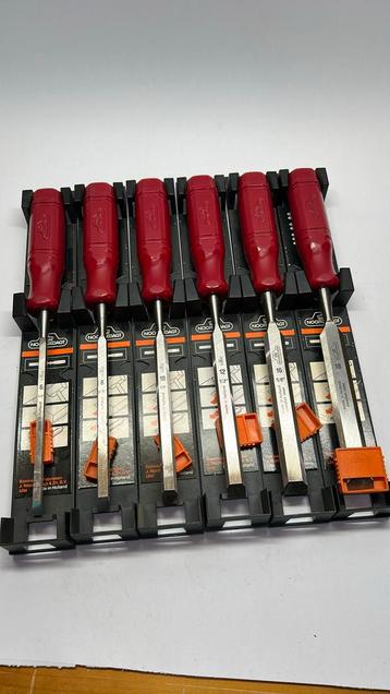 Nooitgedagt beitelset NIEUW ( beitels 6 8 10 12 16 18 mm ) beschikbaar voor biedingen