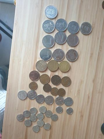 Verzameling guldens, kwartjes en meer! beschikbaar voor biedingen