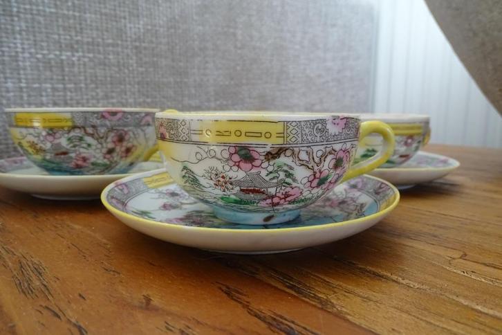 4 antieke Chinese eierschaal kopjes, Antiek en Kunst, Antiek | Porselein, Ophalen of Verzenden