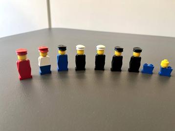Lego Vintage minifigs 8x  beschikbaar voor biedingen