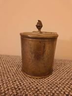 Koperen doosje met deksel en gegraveerde bloemmotieven, Antiek en Kunst, Antiek | Koper en Brons, Ophalen