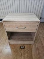 Leuk nachtkastje zgan, Ophalen, Minder dan 45 cm, Zo goed als nieuw, Minder dan 55 cm