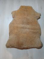 Mooi schapenvacht, Ophalen, Gebruikt