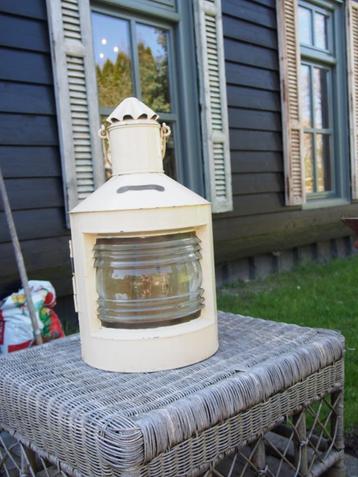 Grote Scheepslamp beschikbaar voor biedingen