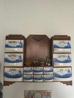 Zeer mooi antiek kruidenkastje met vintage wandkoffiemolen, Antiek en Kunst, Ophalen