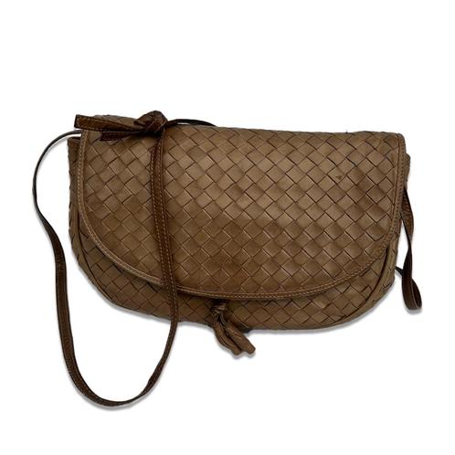 Bottega Veneta tas Intrecciato gevlochten leer bruin, Sieraden, Tassen en Uiterlijk, Tassen | Damestassen, Gebruikt, Schoudertasje
