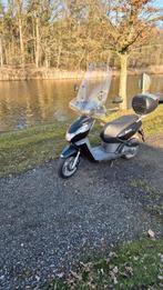 Peugeot kisbee snor brommer, Fietsen en Brommers, Snorfietsen en Snorscooters, Ophalen, Zo goed als nieuw, Benzine, Peugeot