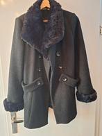 Zwarte jas met fake fur bont - Maat 42, Breal, Zwart, Maat 42/44 (L), Ophalen of Verzenden