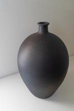 keramische vaas, Ophalen, 50 tot 75 cm, Zwart, Aardewerk of Porselein