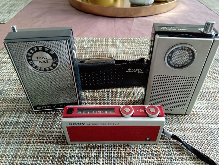 Sony transistor zakradiootjes vintage retro, Verzamelen, Retro, Audio en Video, Verzenden