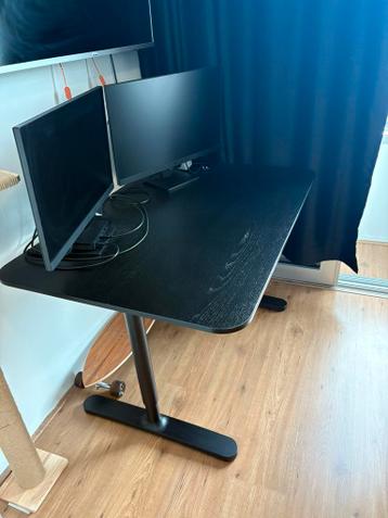 IKEA BEKANT desk zwart – excellent condition - afbeelding 1