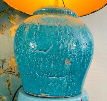 Chinese gemberpot Turquoise Tafellamp met Pauwenveren Kap beschikbaar voor biedingen