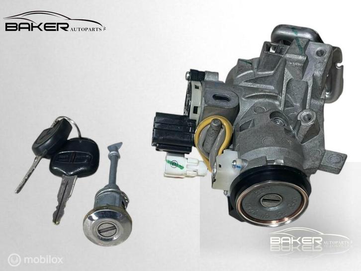 Contactslot + sleutel Mitsubishi Space Star ('18->), Auto-onderdelen, Klein materiaal, Mitsubishi, Gebruikt, Ophalen of Verzenden