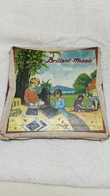 Vintage mozaïekspel – ouderwets creatief knikkeren beschikbaar voor biedingen