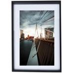 Poster Rotterdam Erasmusbrug in zwarte lijst, Ophalen of Verzenden, Zo goed als nieuw, Hout, Minder dan 50 cm