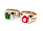 Heren ring met rode en groene steen, 20 of groter, Heer, Nieuw, Ophalen of Verzenden