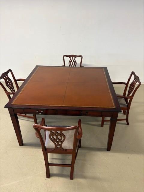 Engelse vergadertafel met 4 stoelen, Huis en Inrichting, Complete eetkamers, Gebruikt, 4 tot 6 stoelen, Ophalen