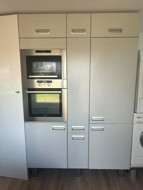 Keukenblok bruynzeel, Huis en Inrichting, Keuken | Complete keukens, Zo goed als nieuw, Enkelwandige keuken, Wit, Ophalen of Verzenden